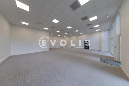 Photo 13 – location Entrepôts / activités	BONDY (93140)