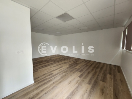Photo 2 – location Entrepôts / activités	SAINT QUENTIN FALLAVIER (38070)