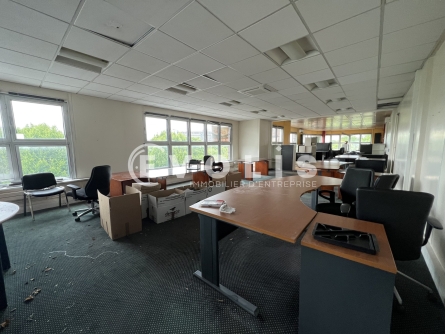 Photo 1 – vente bureaux	VILLIERS SUR MARNE (94350)