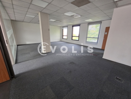Photo 6 – location Entrepôts / activités	MASSY (91300)