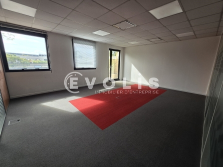 Photo 9 – location Entrepôts / activités	MASSY (91300)