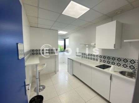 Photo 11 – location Entrepôts / activités	MASSY (91300)
