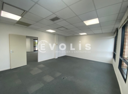Photo 12 – location Entrepôts / activités	MASSY (91300)