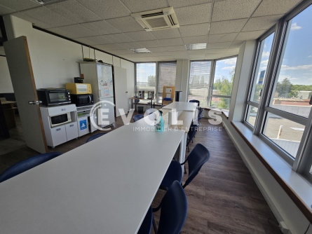 Photo 2 – location bureaux	LES ULIS (91940)