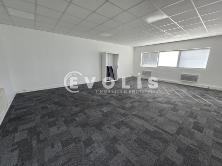 Photo 6 – location Entrepôts / activités	VILLEBON SUR YVETTE (91140)