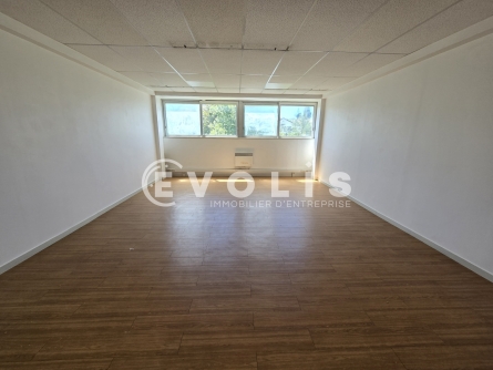 Photo 8 – location bureaux	IGNY (91430)