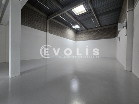 Photo 3 – location Entrepôts / activités	VILLEBON SUR YVETTE (91140)