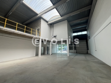 Photo 3 – location Entrepôts / activités	VALENTON (94460)