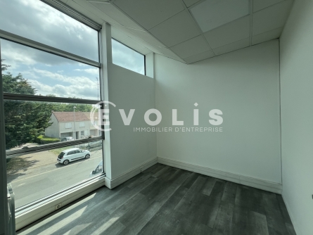 Photo 13 – location Entrepôts / activités	VALENTON (94460)