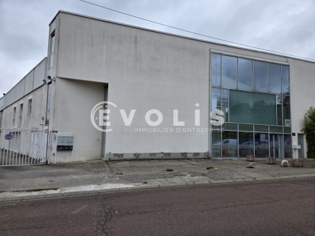 Photo 1 – location Entrepôts / activités	MORANGIS (91420)
