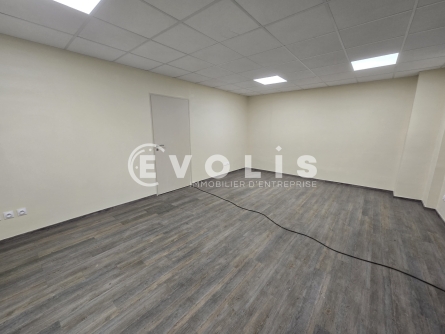 Photo 7 – location Entrepôts / activités	MORANGIS (91420)