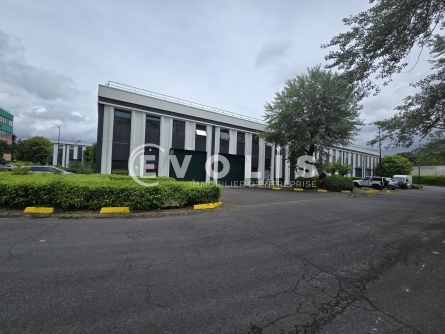 Photo 1 – location Entrepôts / activités	VERRIERES LE BUISSON (91370)