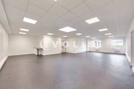 Photo 12 – location Entrepôts / activités	VERRIERES LE BUISSON (91370)