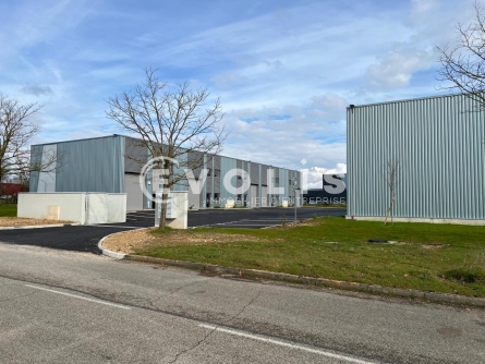 Photo 6 – vente Entrepôts / activités	SAINT VULBAS (01150)