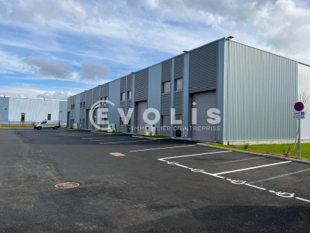 Photo 4 – vente Entrepôts / activités	SAINT VULBAS (01150)