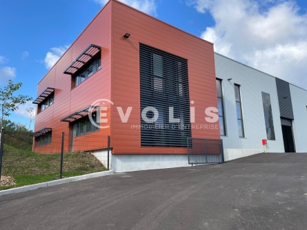 Photo 1 – location Entrepôts / activités	SAINT QUENTIN FALLAVIER (38070)