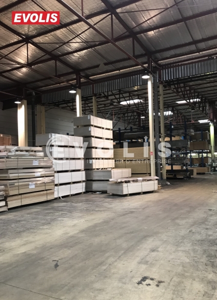 Photo 4 – location Entrepôts / activités	AVIGNON (84000)