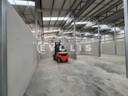Photo 4 – vente Entrepôts / activités	CHEVRY COSSIGNY (77173)