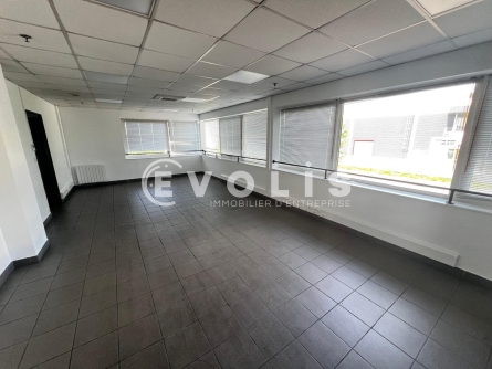 Photo 12 – location Entrepôts / activités	SAINT MICHEL SUR ORGE (91240)