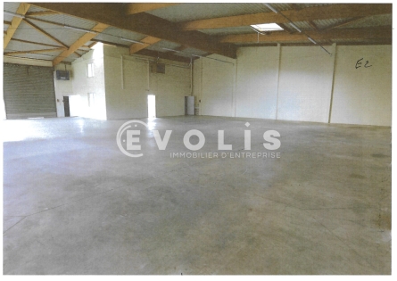 Photo 2 – location Entrepôts / activités	DECINES CHARPIEU (69150)