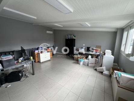 Photo 10 – location Entrepôts / activités	DECINES CHARPIEU (69150)