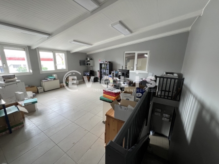 Photo 11 – location Entrepôts / activités	DECINES CHARPIEU (69150)