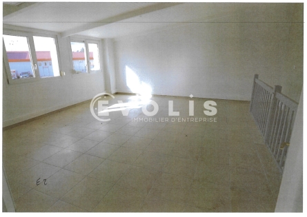 Photo 4 – location Entrepôts / activités	DECINES CHARPIEU (69150)