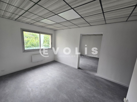 Photo 2 – location bureaux	GRIGNY (91350)