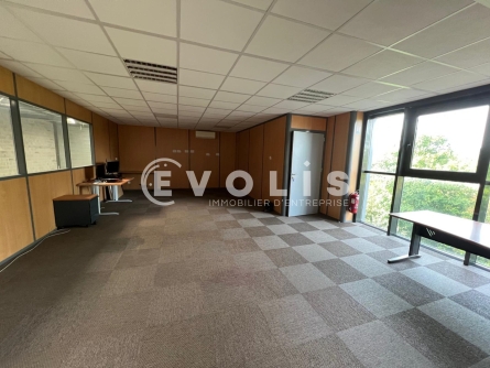 Photo 6 – vente Entrepôts / activités	CHAPONOST (69630)