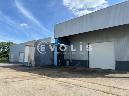 Photo 3 – location Entrepôts / activités	SAINT PRIEST (69800)