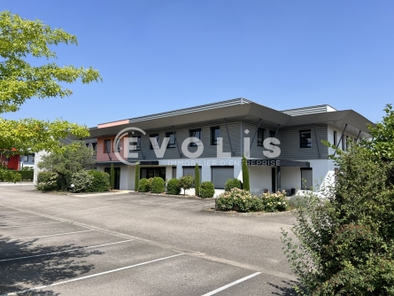 Photo 4 – vente Entrepôts / activités	SAINT PRIEST (69800)