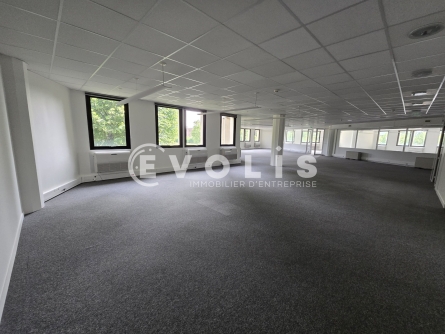 Photo 2 – location bureaux	SAINT AUBIN (91190)