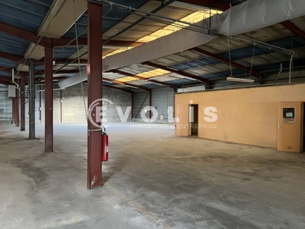 Photo 8 – vente Entrepôts / activités	BRON (69500)