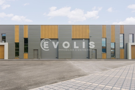Photo 3 – location Entrepôts / activités	TREVOUX (01600)