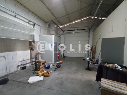 Photo 9 – location Entrepôts / activités	VENISSIEUX (69200)