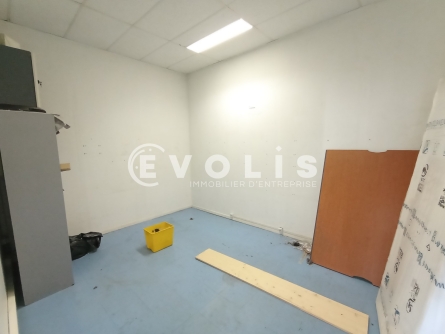 Photo 12 – location Entrepôts / activités	VENISSIEUX (69200)