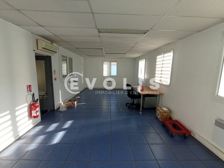 Photo 9 – location Entrepôts / activités	VENISSIEUX (69200)