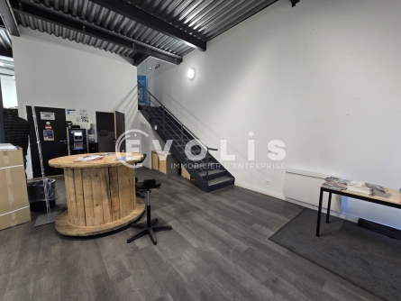 Photo 6 – location Entrepôts / activités	VILLEBON SUR YVETTE (91140)