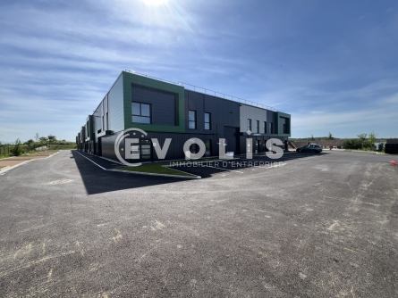 Photo 1 – location Entrepôts / activités	VILLETTE D'ANTHON (38280)