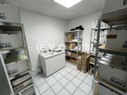 Photo 14 – location Entrepôts / activités	VENISSIEUX (69200)