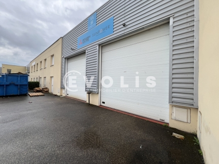 Photo 3 – location Entrepôts / activités	VENISSIEUX (69200)