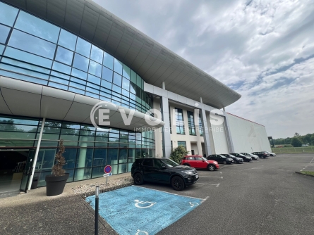 Photo 3 – vente Entrepôts / activités	VILLEFONTAINE (38090)
