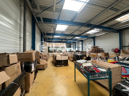 Photo 6 – vente Entrepôts / activités	VILLEFONTAINE (38090)