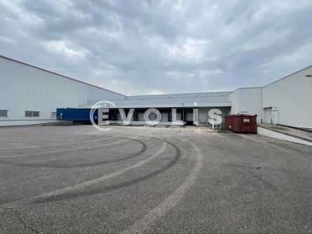 Photo 13 – vente Entrepôts / activités	VILLEFONTAINE (38090)