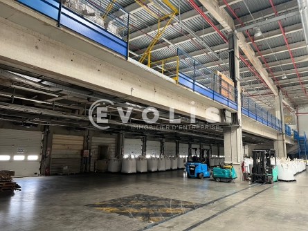 Photo 8 – location Entrepôts / activités	VAULX MILIEU (38090)