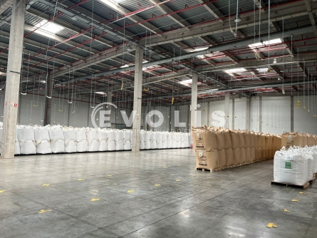 Photo 11 – location Entrepôts / activités	VAULX MILIEU (38090)