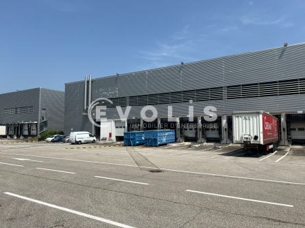 Photo 14 – location Entrepôts / activités	VAULX MILIEU (38090)