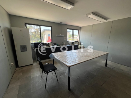 Photo 10 – location Entrepôts / activités	BRIGNAIS (69530)