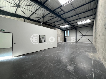 Photo 3 – location Entrepôts / activités	CORBAS (69960)