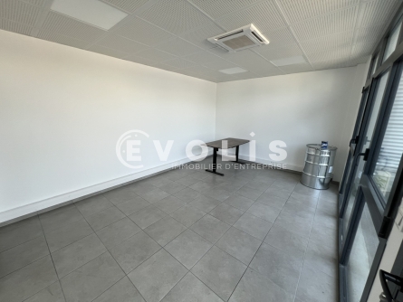 Photo 9 – location Entrepôts / activités	GENAS (69740)